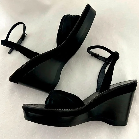 Cole Haan / Nike Air / Satin & Leather Black Wedge / πHPπ - Picture 1 of 12